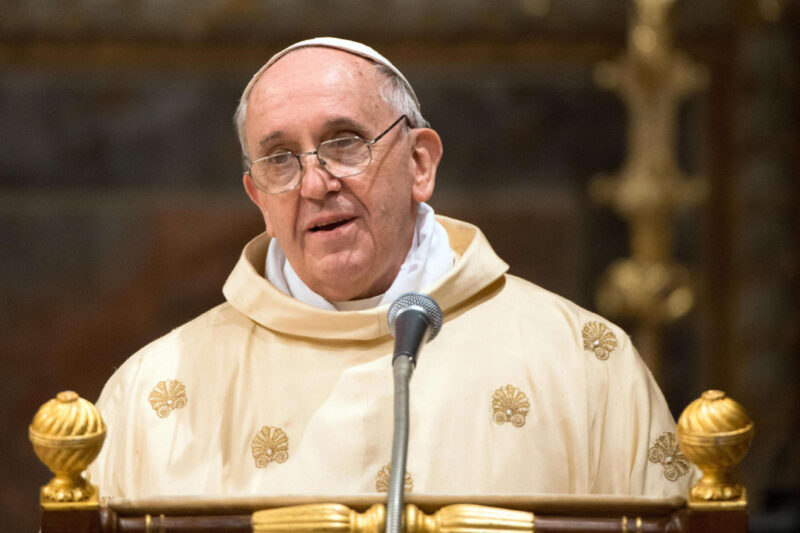 "El Papa fue socio rotario honorario del Rotary Club Buenos Aires en 1999", por rotaryclubcaceres.org