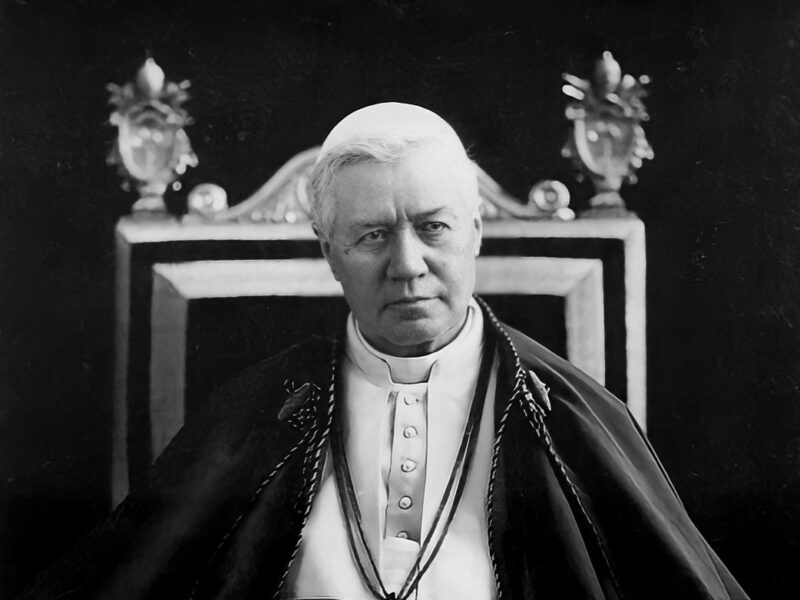 https://ace.wikipedia.org/wiki/Beureukaih:His_Holiness_Pope_St._Pius_X_%E2%80%93_edited.jpg