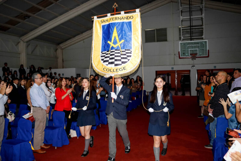 Niños. Masonería. Logias.