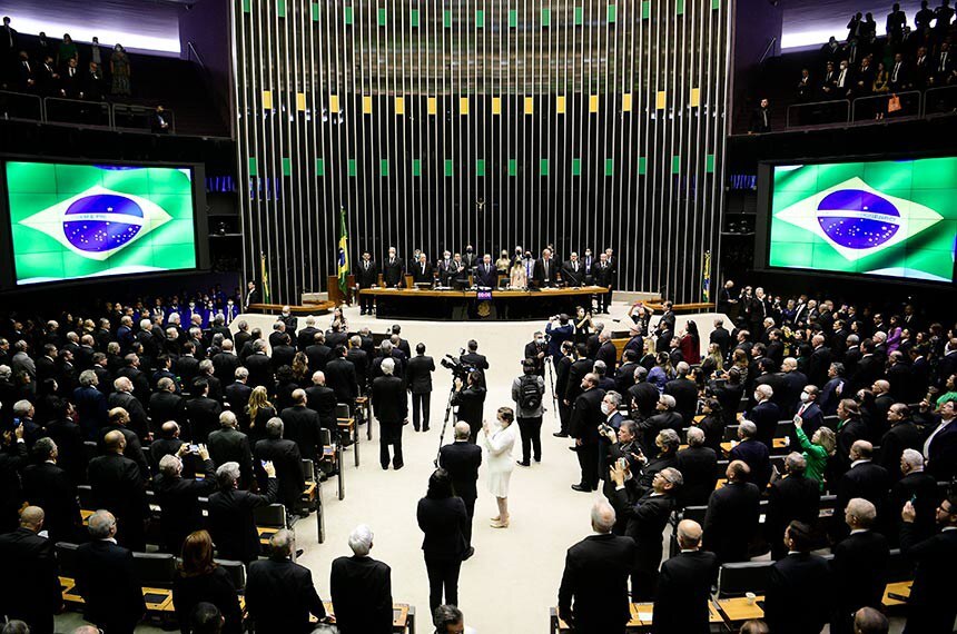 El Día del Masón se celebrará en una sesión solemne del Congreso. (Brasil) (Ago.2023). https://www12.senado.leg.br/noticias/materias/2023/08/11/dia-do-macom-sera-comemorado-em-sessao-solene-do-congresso