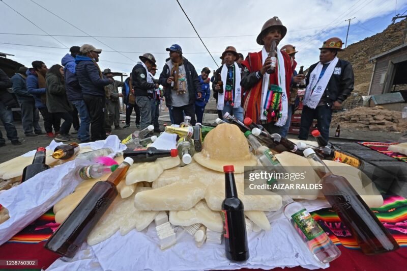 Pachamama. Wilancha. Prevost. Bergoglio. Sínodo amazónico. Bolivia. Minas.