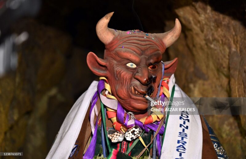 Pachamama. Wilancha. Prevost. Bergoglio. Sínodo amazónico. Bolivia. Minas.