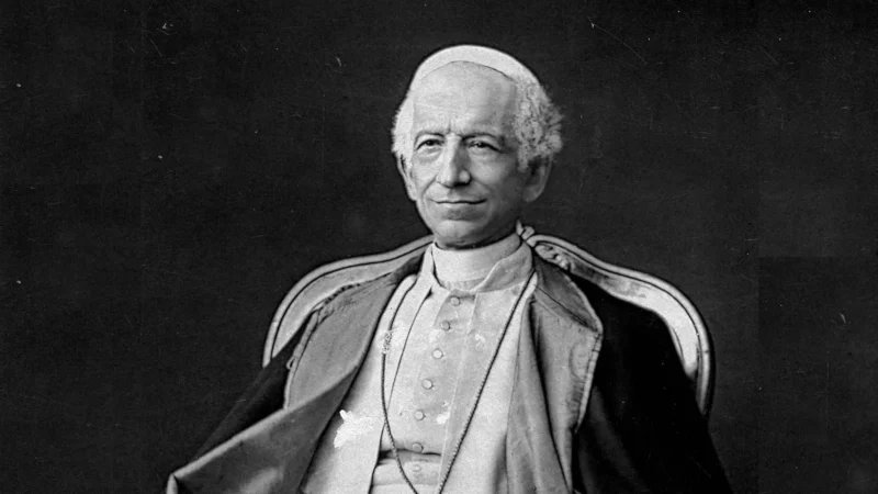 Papa Leon XIII enfocado aspecto (16_9)