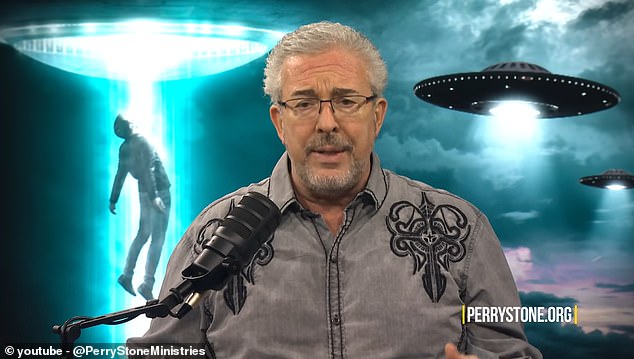 Los líderes religiosos dijeron 'prepárense ahora' para la revelación de OVNIS para desatar revelaciones que cambiarían la Biblia. (5 may.2026), (dailymail.com). https://www.dailymail.com/sciencetech/article-15792747/religious-leaders-ufo-disclosure-bible.html