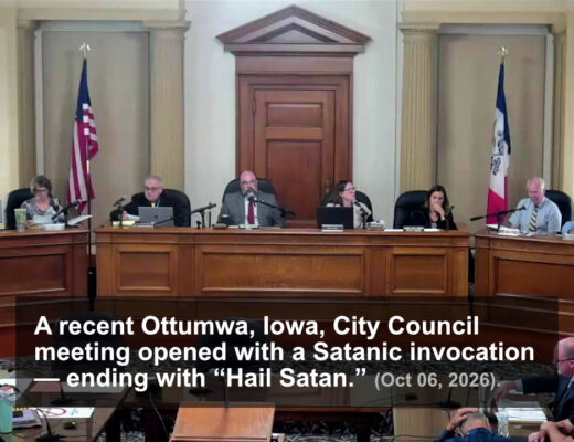 La reunión del (6/10/2026) del Ayuntamiento de Iowa City (25.000 habitantes) comienza con una invocación de ‘Hail Satán’. El ayuntamiento de la ciudad de Ottumwa, Iowa, abnrió el Consejo del (6/10/2026) con una invocación satánica que terminó con 'Hail Satán'.